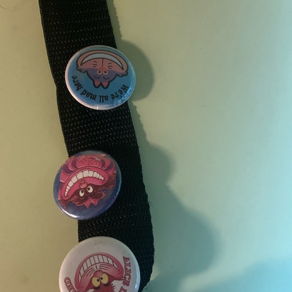 Disney Cheshire the cat Alice in wonderland purse bag with buttons . - Picture 7 of 10